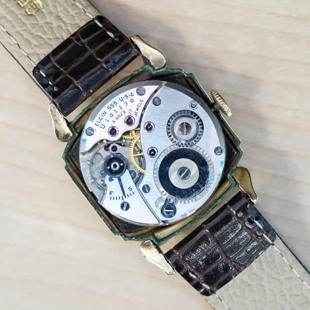 1947 ELGIN De Luxe Watch Durapower 17 Jewels Grade 555 Wristwatch 10K GF Fancy Case