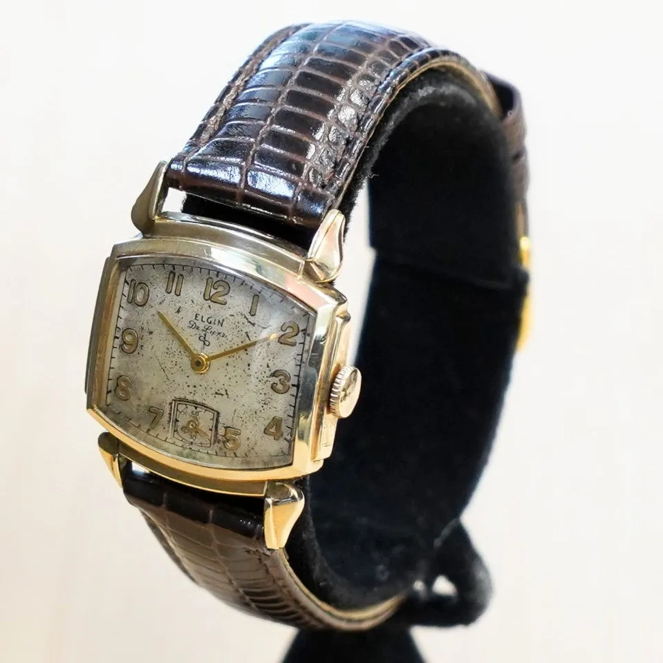 1947 ELGIN De Luxe Watch Durapower 17 Jewels Grade 555 Wristwatch 10K GF Fancy Case