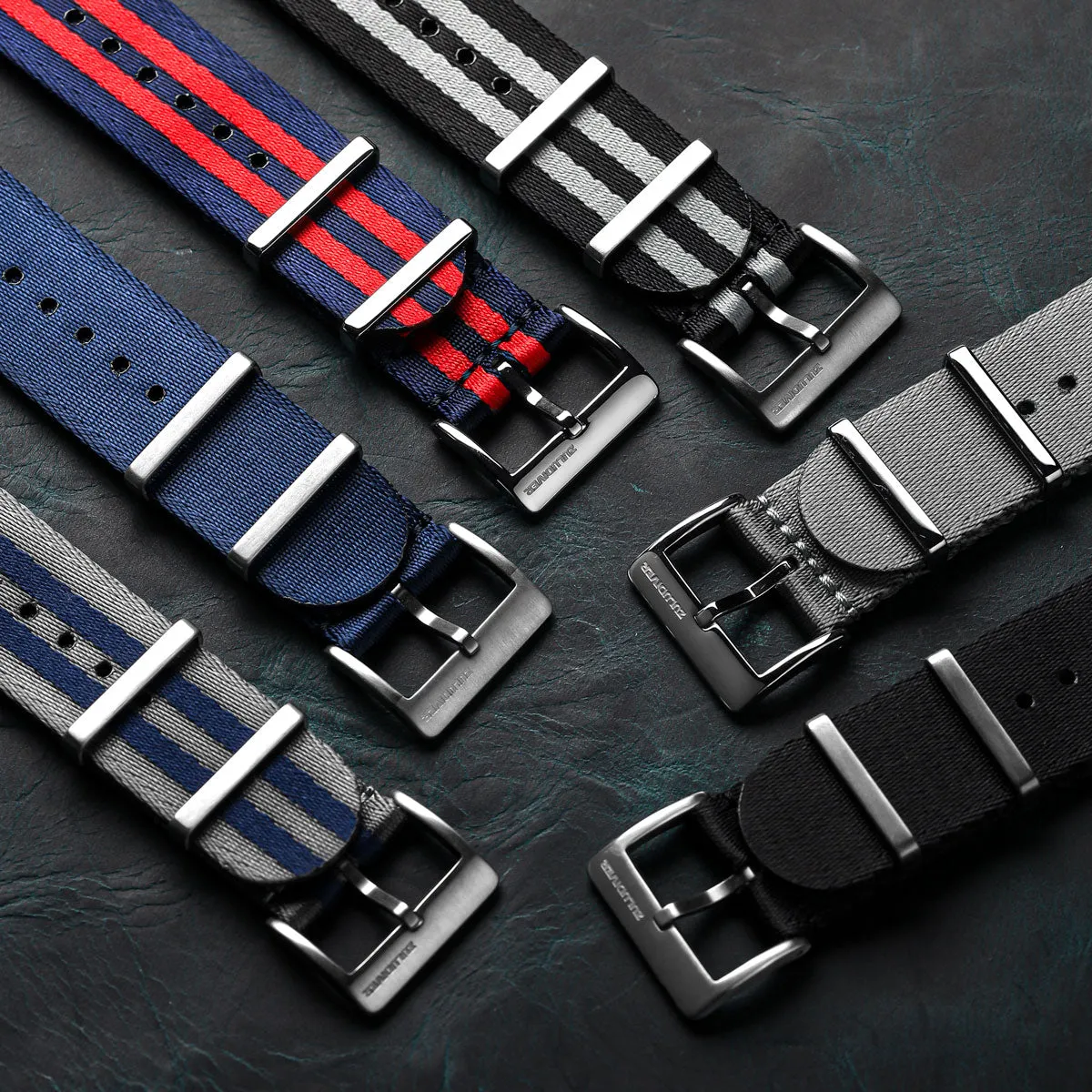 1973 British Military Watch Strap: ARMOURED RECON - Navy Bond, Polished