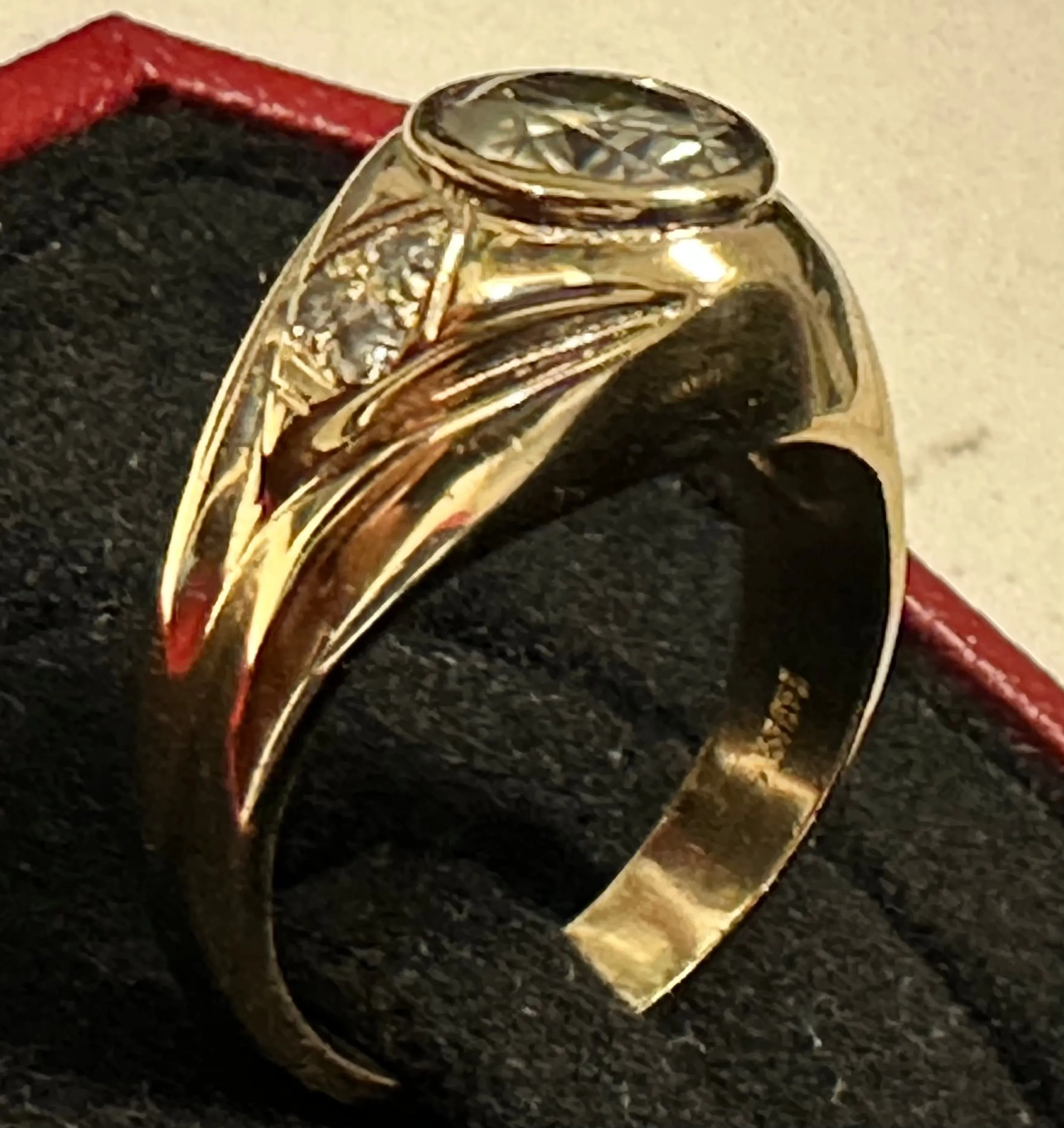 ANTIQUE DESIGN   2.17 CT DIAMOND SOLID YELLOW GOLD MAN RING - $50 APR w/ CoA!!!