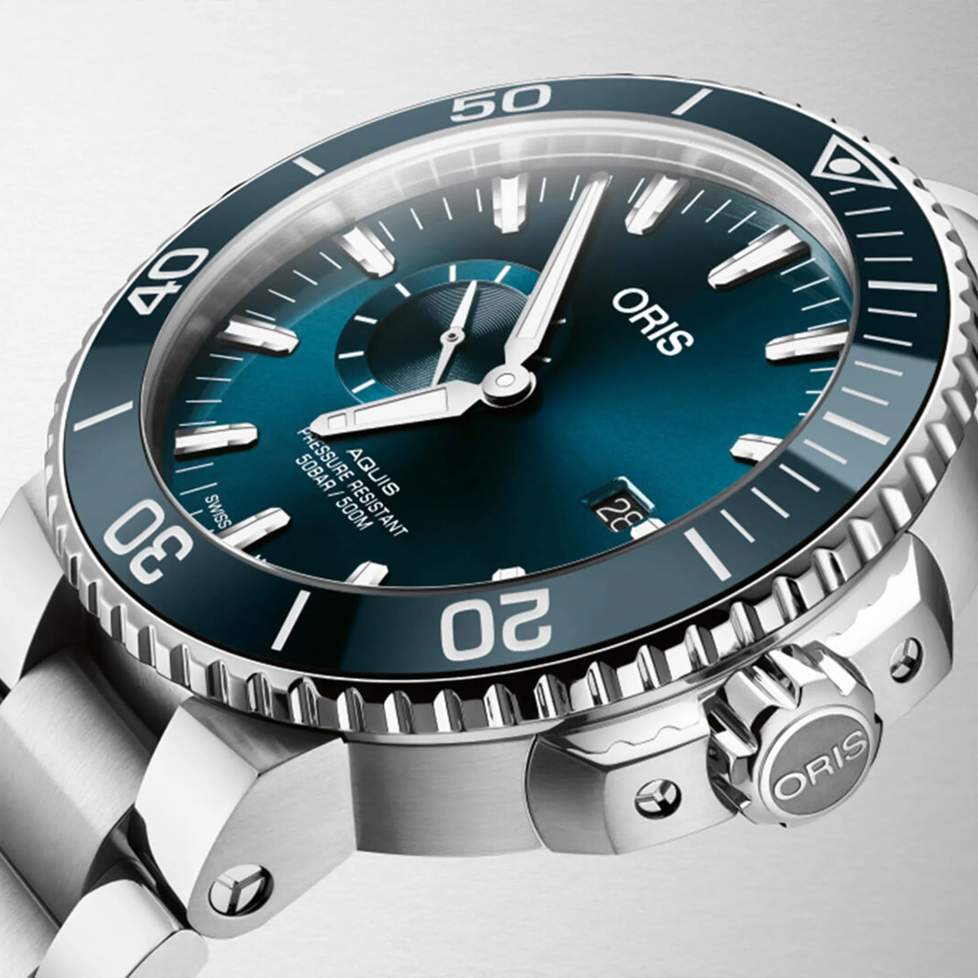 Oris - Aquis Small Second Date 45.5mm