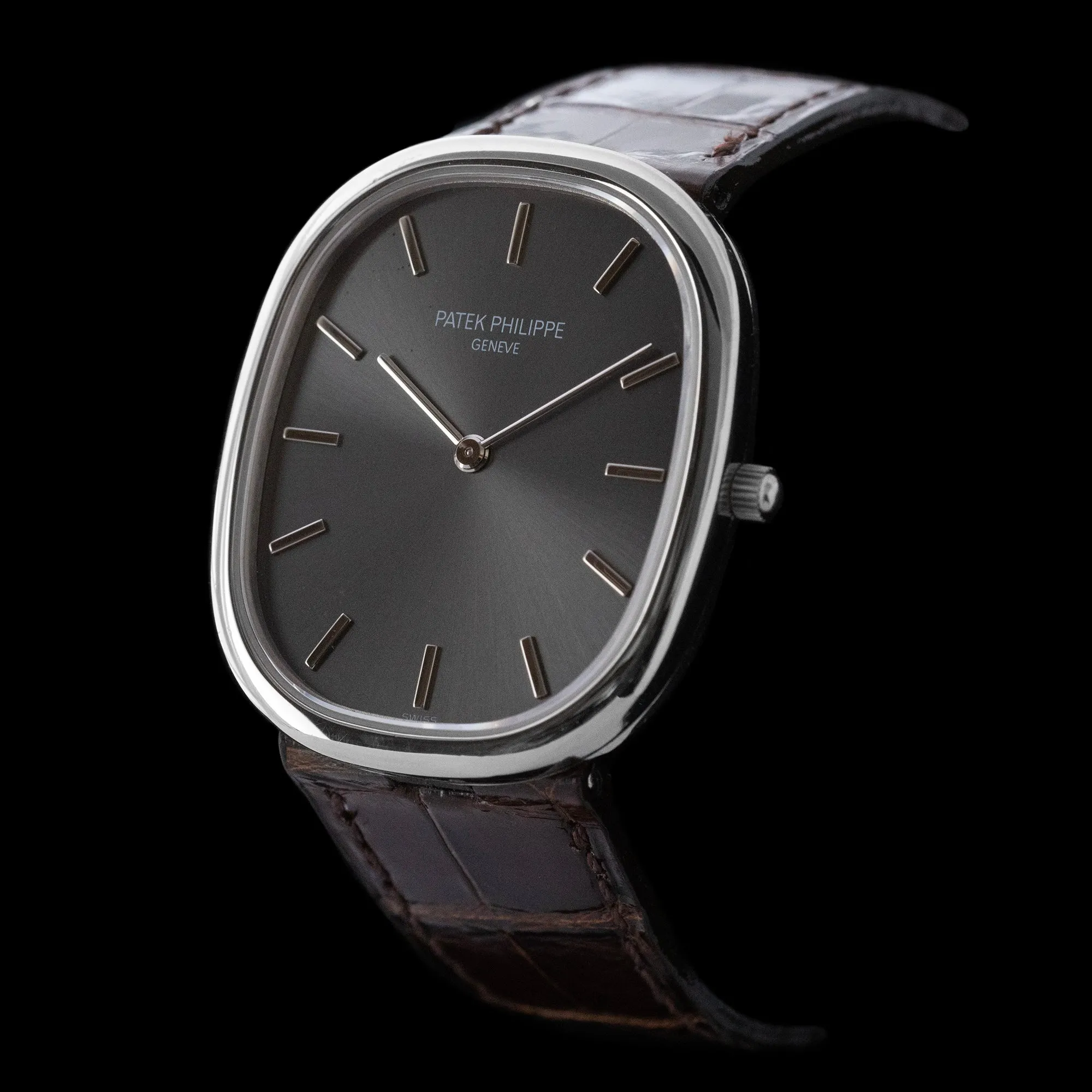 Patek Phillipe - 2006 Golden Ellipse