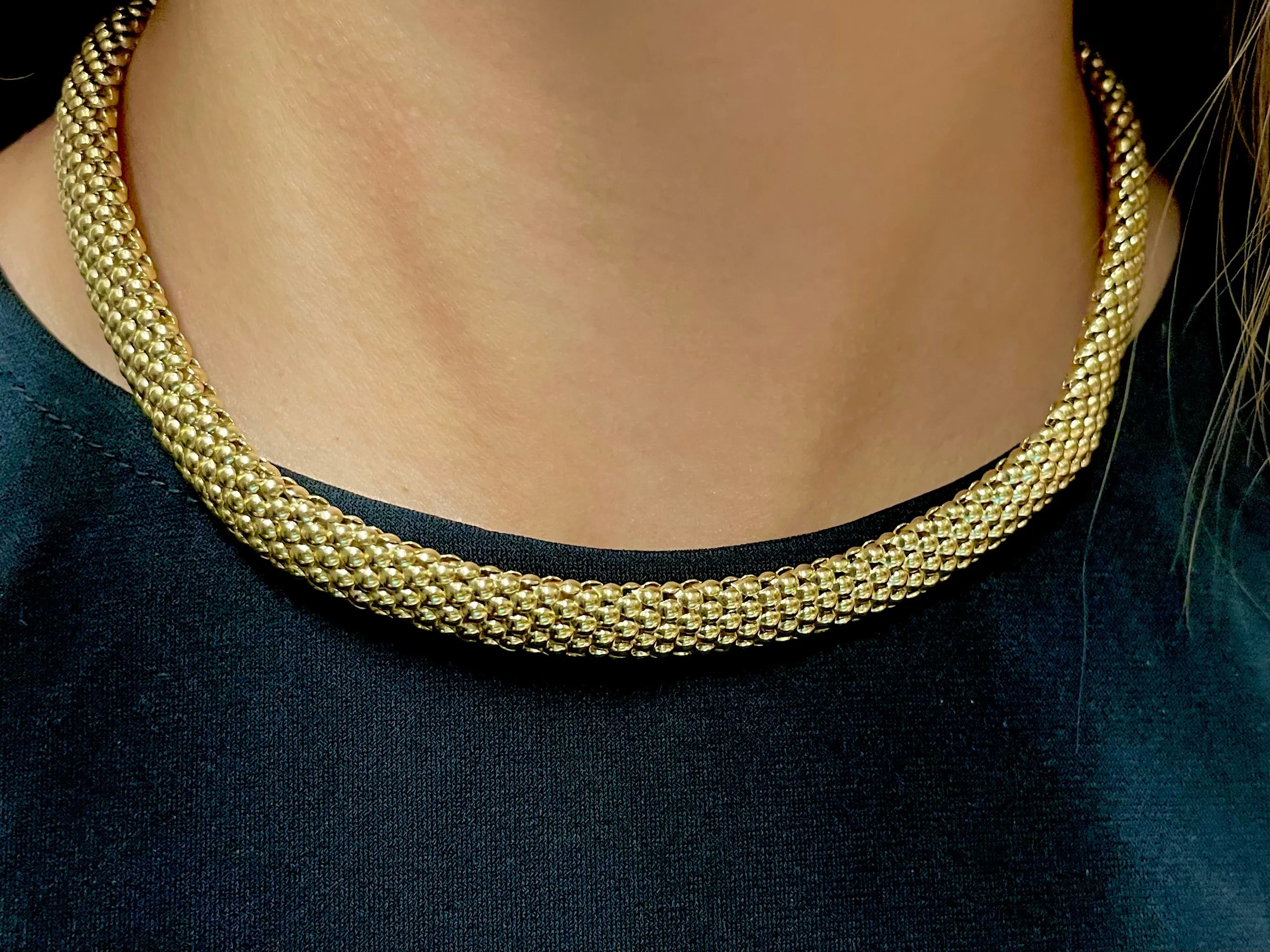 "BN" DSGNR BRAIDED HORSESHOE 4CT SAPH NECKLACE SOLID YG & WG - $13K APR w/ CoA!!