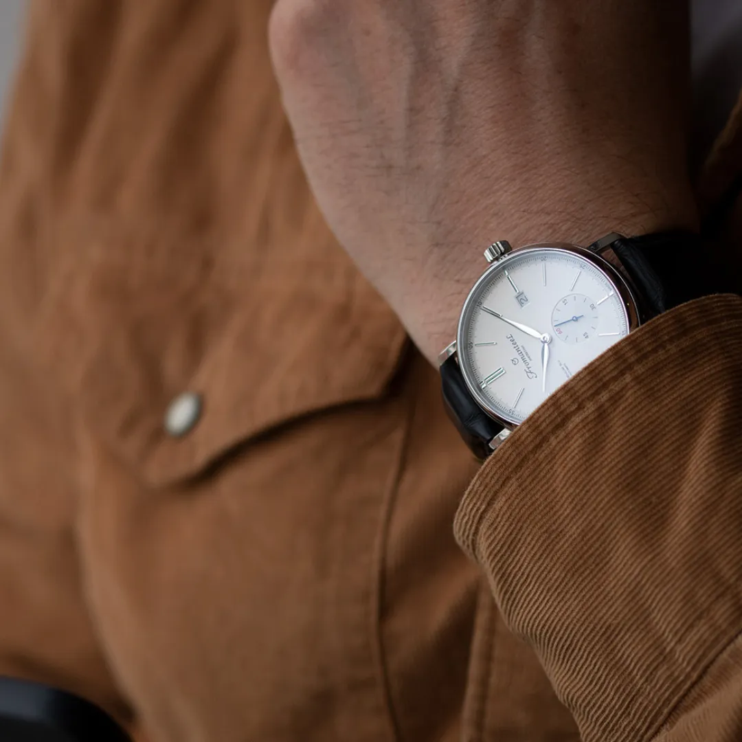 The Pendulum Small Second White