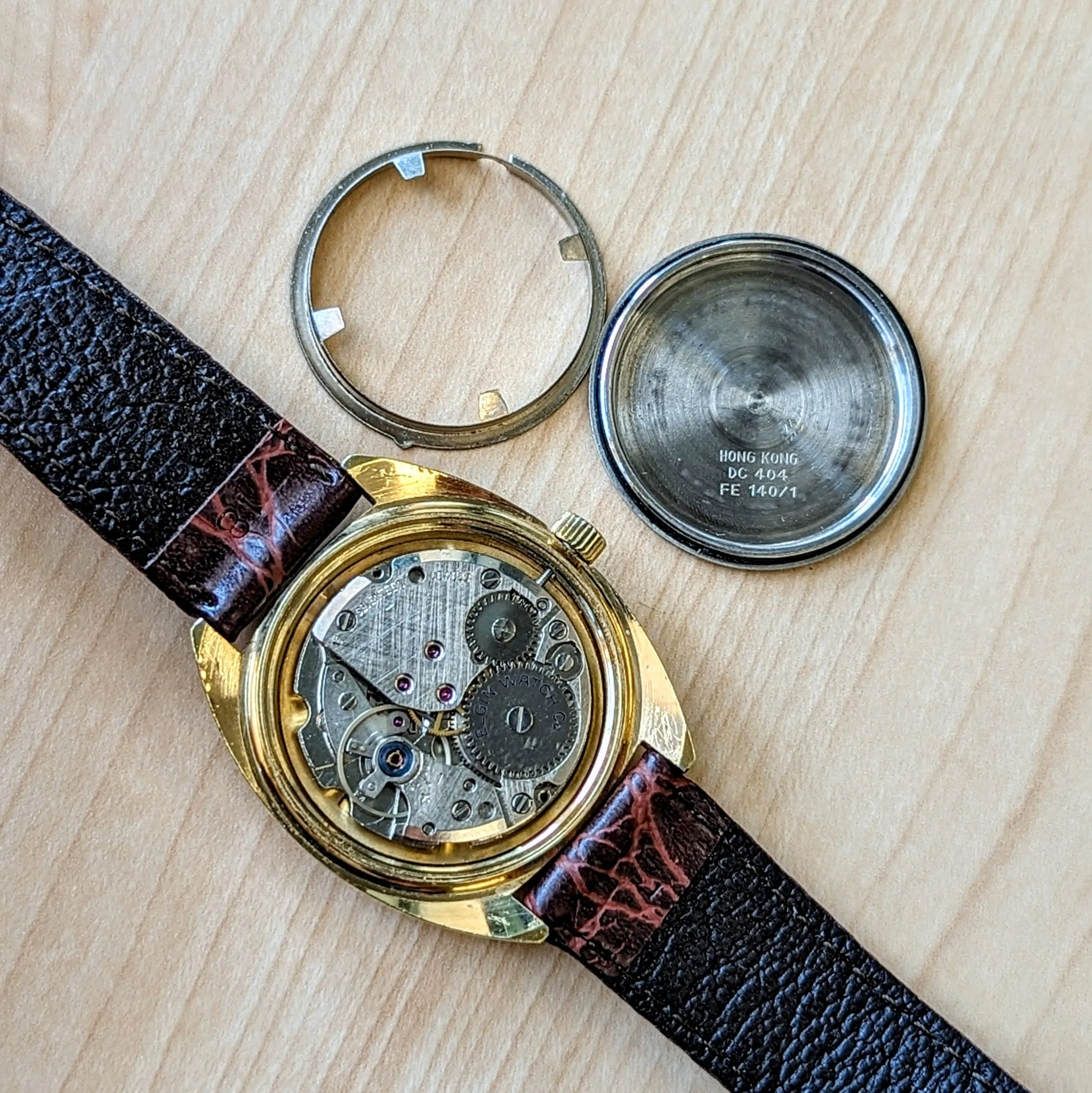 Vintage EXCELLE Watch 17 Jewels Cal. SGT 100-1 E4 Date Indicator Wristwatch
