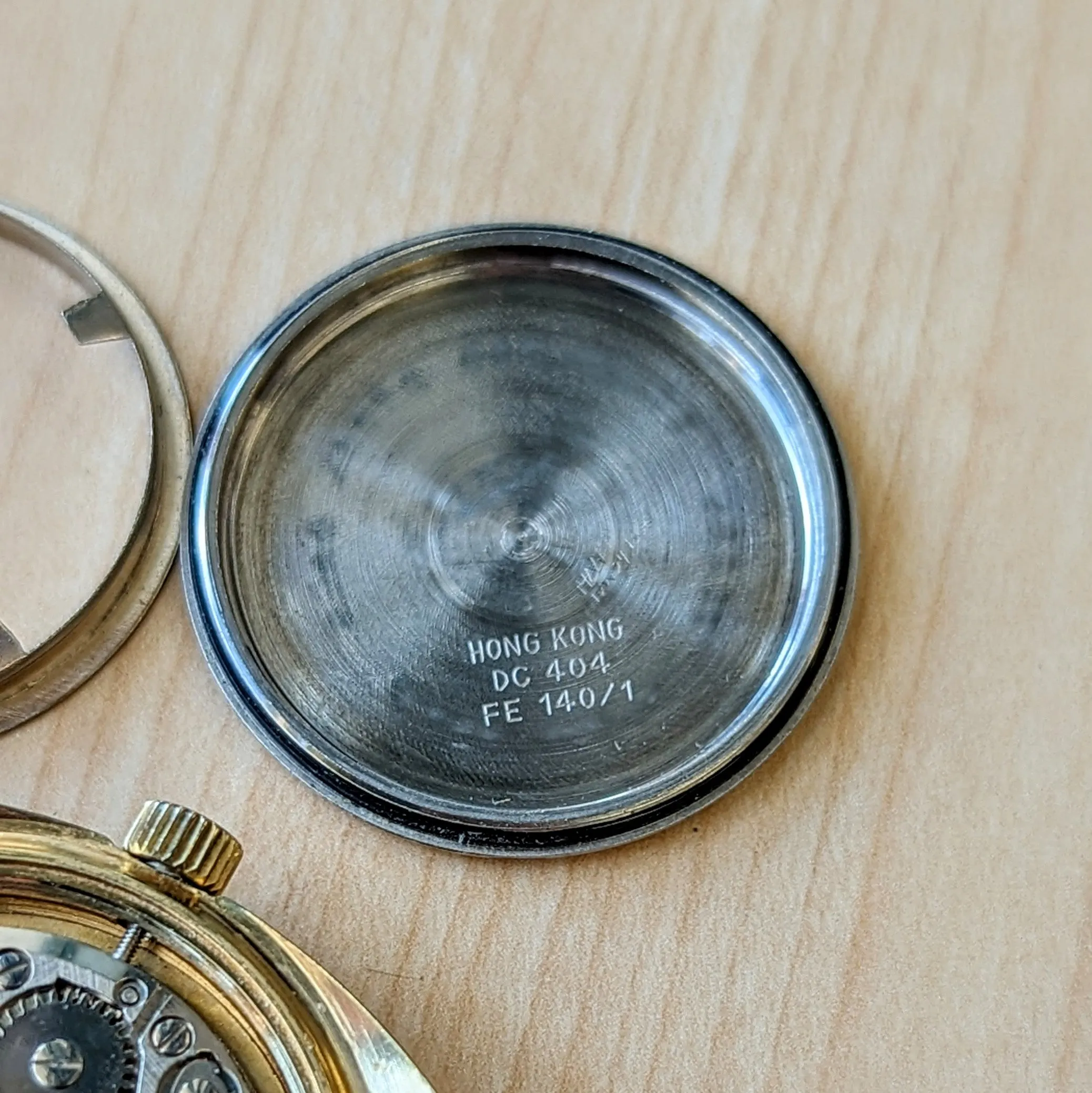 Vintage EXCELLE Watch 17 Jewels Cal. SGT 100-1 E4 Date Indicator Wristwatch